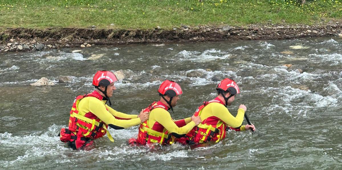 Imagen durante un momento de las prácticas desarrolladas estos días atrás en el río.