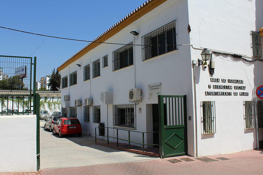 Oficina del área de Bienestar Social en Las Lagunas. PRENSA CIUDADANOS MIJAS 