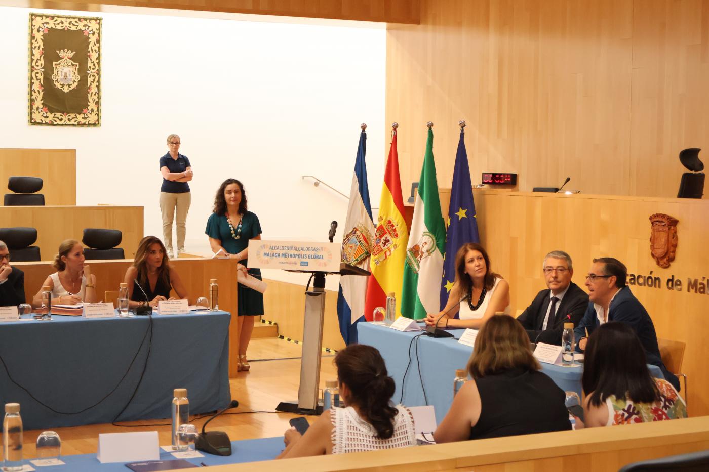 Reunión de Málaga Metrópolis Social a la que acudió la alcaldesa de Mijas, Ana Mata. | PATRICIA MURILLO