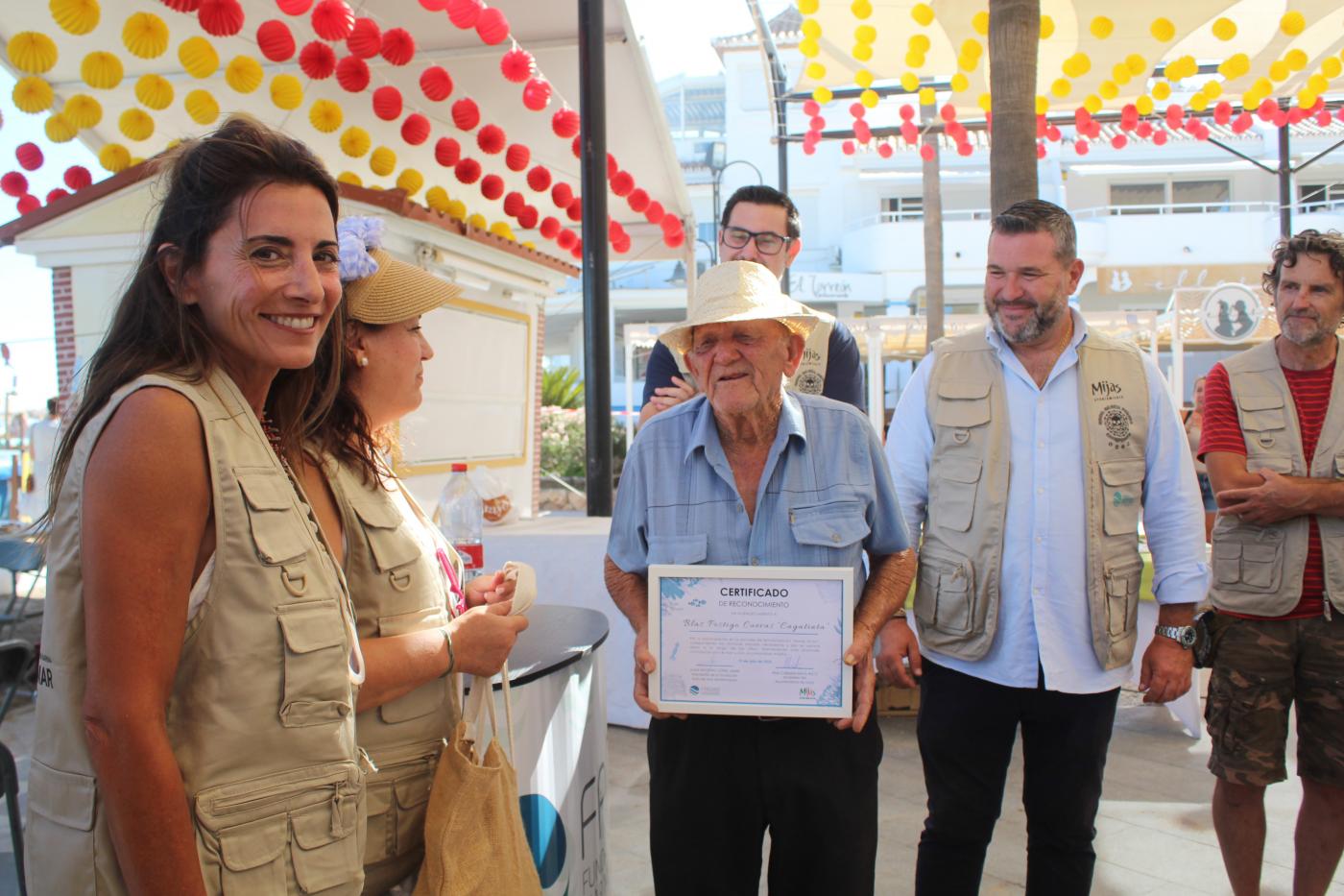 Blas Postigo ‘Cagatintas’ recibió un reconocimiento por su participación. |