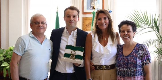 Researcher Carlos Huesa, moved to be ‘back home’