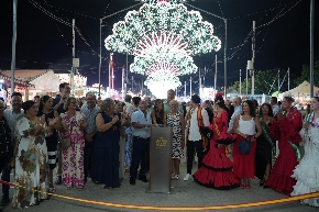 La Feria de La Cala ya brilla con luz propia 