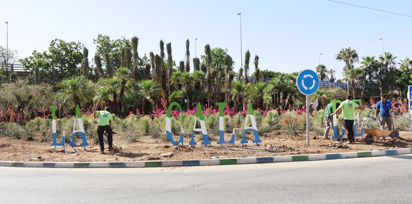 Xeriscaping is being introduced at the roundabout at the entrance to La Cala de Mijas