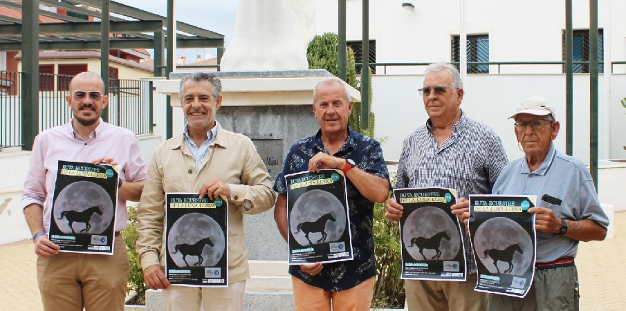 Vuelve a Mijas la Ruta Ecuestre de la Luna Llena, una experiencia única por la sierra