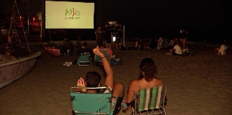 Noche de película en la playa del Torreón
